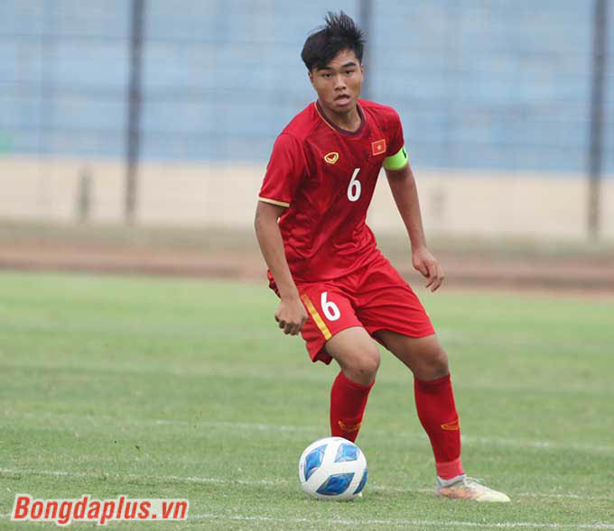 Phải đến phút 40, U16 Việt Nam mới khai thông bế tắc với bàn thắng của Văn Thuận