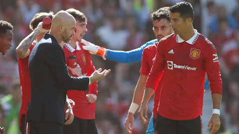 HLV Ten Hag cho rằng Ronaldo chưa sẵn sàng đá chính ở trận gặp Brighton