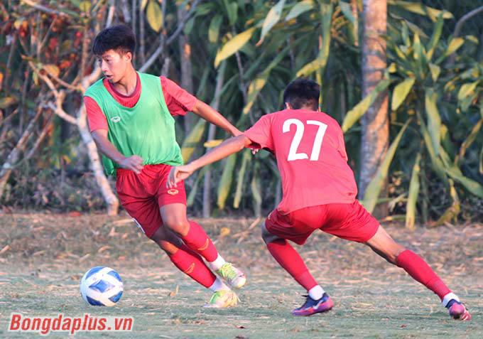 Hiện tại, U16 Việt Nam có cùng 6 điểm như U16 Indonesia nhưng xếp sau vì kém hiệu số bàn thắng bại (+9 so với +11). 