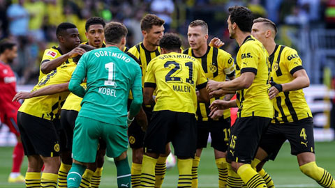 Dortmund lập kỷ lục nhưng khó hài lòng