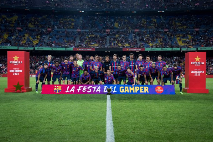 Barca giữ Joan Gamper Trophy ở lại Nou Camp