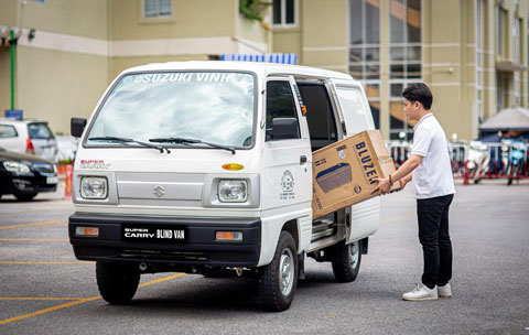 Anh Ninh đánh giá Suzuki Blind Van có cấu tạo và công năng rất phù hợp cho công việc vận chuyển hàng hoá của anh trong khu vực nội đô