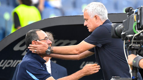 Mourinho và Sarri khẩu chiến ác liệt