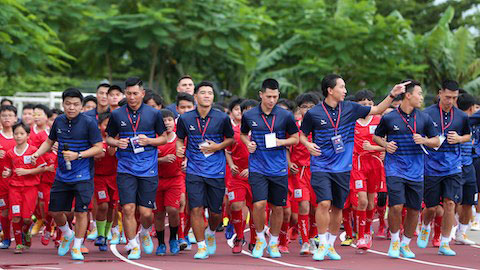 Tấn Tài, Đình Trọng, Đức Chinh… có trận đấu vô tiền khoáng hậu tại TP.HCM