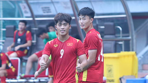 Quốc Việt lập cú đúp cho U20 Việt Nam trong trận giao hữu tại Nhật