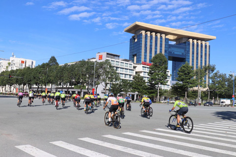 Khởi tranh Chặng 3  giải Giải xe đạp Truyền hình Bình Dương lần thứ IX năm 2022