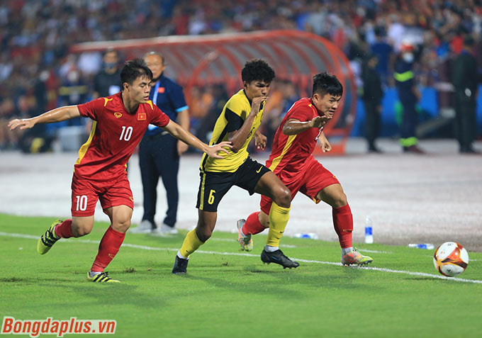 Các trận vòng bảng và bán kết của U23 Việt Nam diễn ra trên sân Việt Trì (Phú Thọ) - Ảnh: Đức Cường