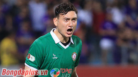 Đặng Văn Lâm chưa hài lòng dù khẳng định cứu thua hơn 3 lần trước Hà Nội FC