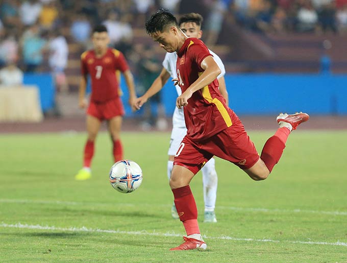 Dẫu vậy, U20 Việt Nam không ghi được bàn thắng nào. Hai đội hòa nhau 0-0 sau 90 phút chính thức. Văn Khang được HLV Đinh Thế Nam đánh giá là giấu mình, chưa thể hiện hết khả năng trong trận giao hữu này 