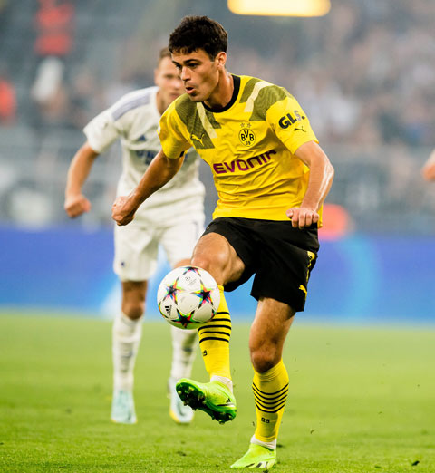 Tiền vệ trẻ Gio Reyna tái xuất và tỏa sáng rực rỡ trong chiến thắng vùi dập của Dortmund trước Copenhagen