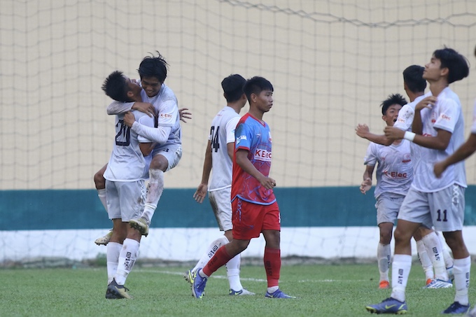 Niềm vui của U17 Sài Gòn khi giành vé vào chung kết