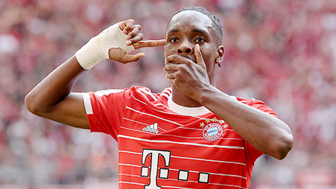 Bayern Munich hòa trận thứ ba liên tiếp: Hùm xám hắt hơi thôi mà!
