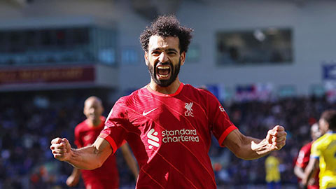 Liverpool để Salah vào trung lộ, tại sao không?