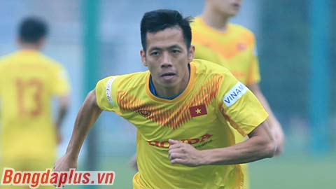 Văn Quyết: ‘Dự bị cũng được, miễn cống hiến và vô địch AFF Cup với ĐT Việt Nam’