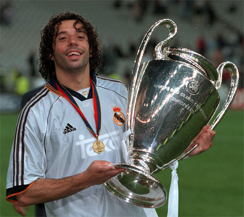 Ivan Campo từng cùng Real Madrid giành 2 chức vô địch Champions League