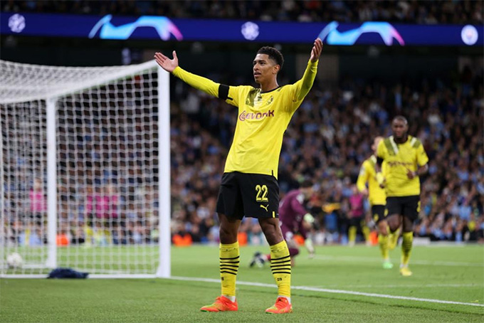 Bellingham mở tỷ số trận Man City vs Dortmund