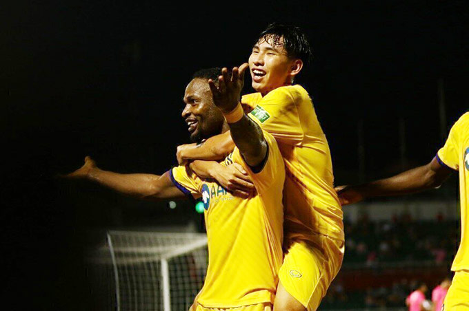 Xuân Tiến được HLV Nguyễn Huy Hoàng tạo điều kiện cho thi đấu ở V.League 2022 - Ảnh: SLNA FC 