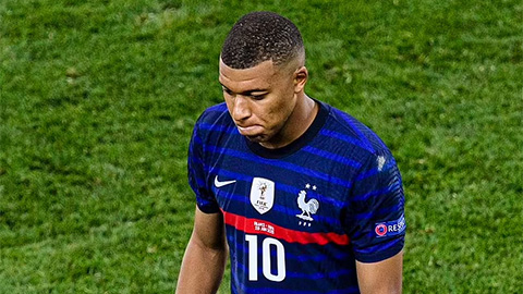 KFC xin lỗi Mbappe và tuyển Pháp