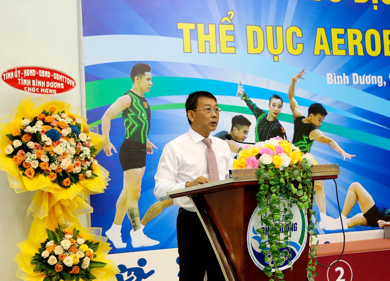 Ông Nguyễn Hữu Đạt, Trưởng Cơ quan đại diện phía Nam - Bộ Văn hóa, Thể thao và Du lịch phát biểu chúc mừng giải