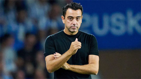 Barcelona: Xavi rất 'phũ' với La Masia