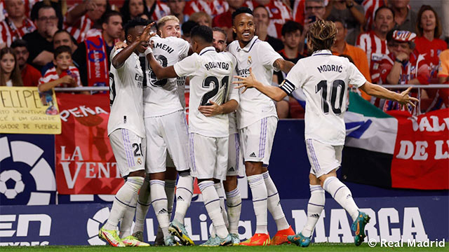 HLV Carlo Ancelotti đang hướng các học trò ở Real Madrid tới một kỳ tích không tưởng