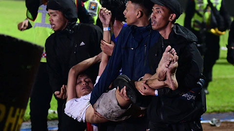 Bóng đá Indonesia có thể bị cấm tham gia thi đấu quốc tế 8 năm