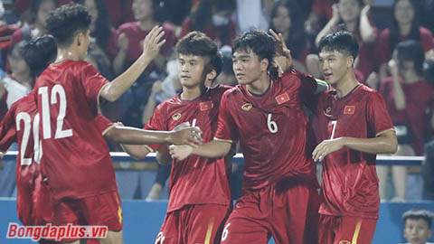 Báo Indonesia: 'Bóng đá Việt Nam đang đứng đầu Đông Nam Á'