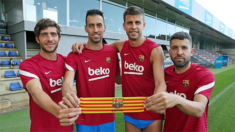Xavi tính thay cả 4 đội trưởng của Barca trong mùa sau