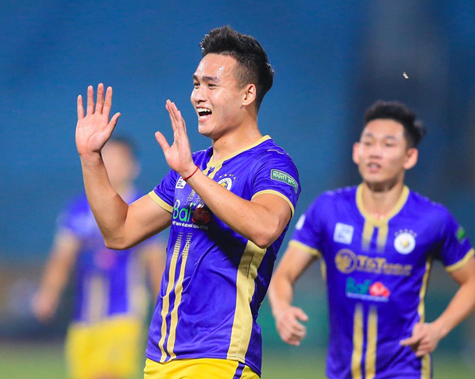 Bùi Hoàng Việt Anh là 1 trong 3 cầu thủ phòng ngự của Hà Nội FC vào tầm ngắm Kedah FC 
