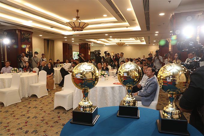 Quang cảnh buổi họp báo ra mắt giải thưởng Quả Bóng Vàng Việt Nam 2022 - Ảnh: Quốc An