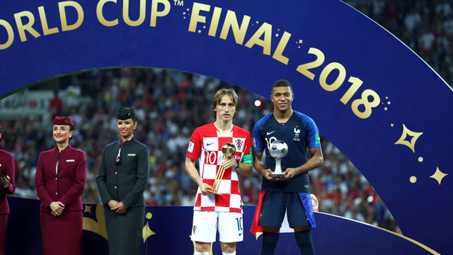 Luka Modric được tôn ving bằng danh hiệu QBV World Cúp 2018