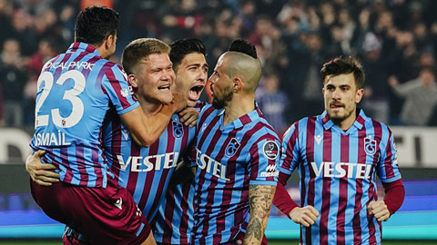 Soi kèo Trabzonspor vs Ferencvarosi, 00h45 ngày 4/11: Tài trận