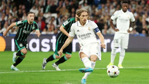 Real Madrid hoàn thành mục tiêu giành ngôi đầu bảng