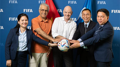 Chủ tịch FIFA chúc mừng những tiến bộ vượt bậc của bóng đá Việt Nam