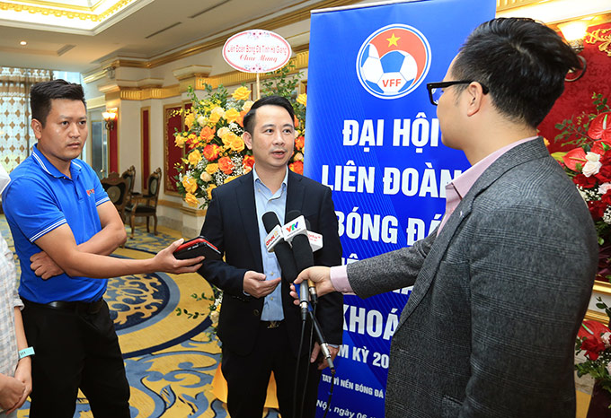 Phó Chủ tịch VFF - Nguyễn Trung Kiên nói về việc trả lương cho tân HLV trưởng ĐT Việt Nam - Ảnh: Đức Cường