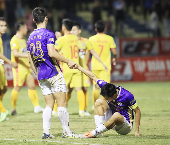 Hà Nội FC thiếu vắng Văn Quyết khi đối đầu Viettel - Ảnh: Phan Tùng
