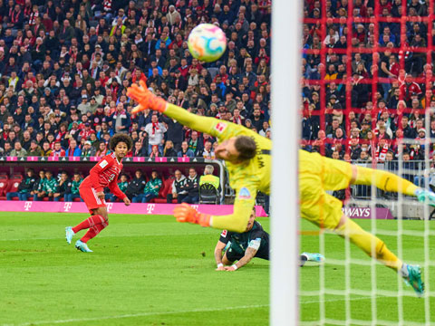 Các tuyển thủ Đức, đặc biệt là Serge Gnabry, đã tỏa sáng rực rỡ trong trận Bayern vùi dập Bremen mới đây