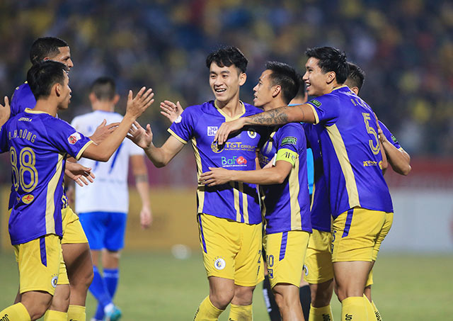 Chỉ cần một kết quả hòa, Hà Nội FC sẽ đăng quang sớm 1 vòng đấu - Ảnh: Minh Tuấn