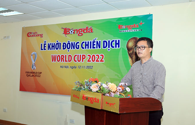 Tổng biên tập Nguyễn Tùng Điển - Tạp chí Bóng đá phát biểu trong lễ khởi động chiến dịch World Cup 2022 của tòa soạn