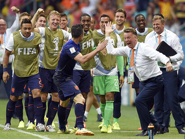 Sự khó lường trong cách cầm quân của HLV Van Gaal từng đưa ĐT Hà Lan vào đến bán kết World Cup 2014