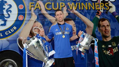 Cahill đã giành mọi danh hiệu cao quý cùng Chelsea