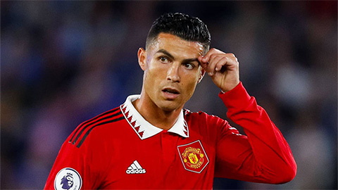 Varane: 'Vụ việc Ronaldo khiến Man United choáng váng'