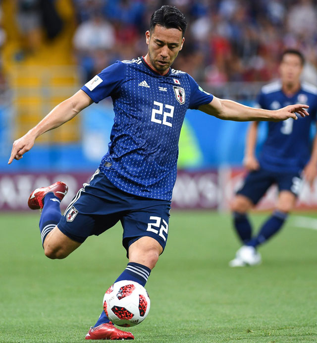 Kinh nghiệm chinh chiến ở Bundesliga của trung vệ Maya Yoshida sẽ  giúp ích nhiều cho Nhật Bản khi đối đầu Đức