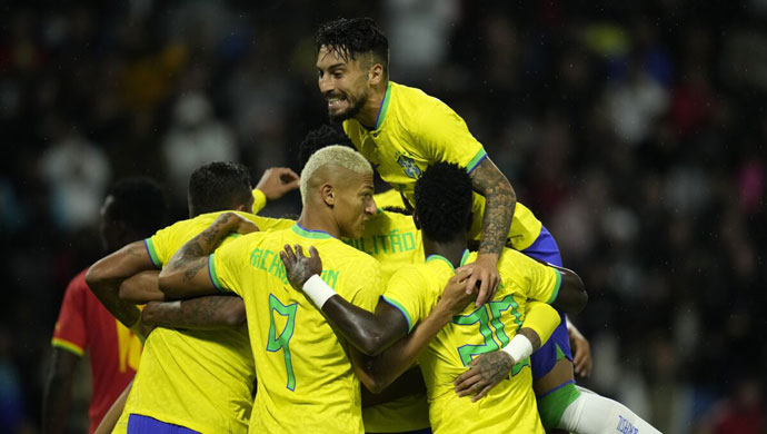 Brazil sẽ không để Thụy Sỹ có cơ hội giành điểm