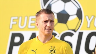 HLV Dortmund tiết lộ ngôi sao lớn nhất không đá trận gặp Việt Nam