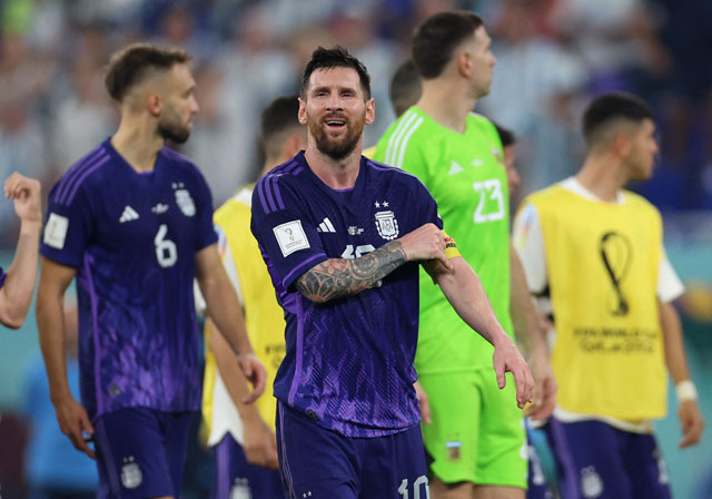 Quả phạt đền hỏng ăn của Messi không khiến Argentina chùn bước