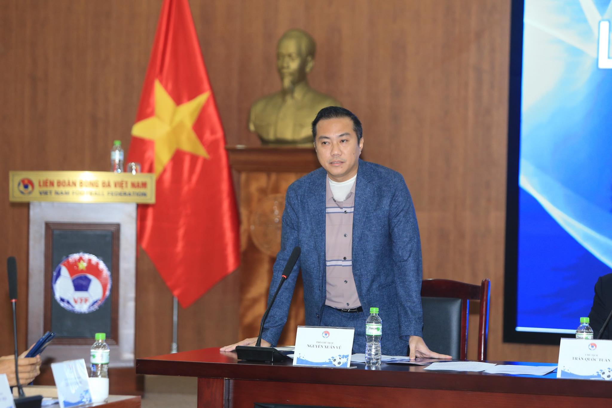 Phó chủ tịch Nguyễn Xuân Vũ phát biểu tại Hội nghị - Ảnh: Đức Cường 