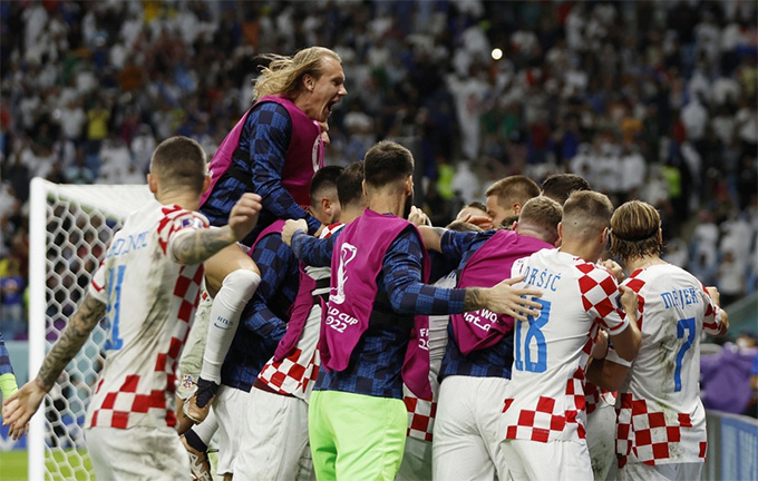 ĐT Croatia đã ghi tên mình vào vòng tứ kết
