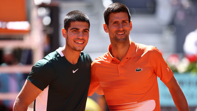 Alcaraz (trái) sẽ truất ngôi Djokovic?