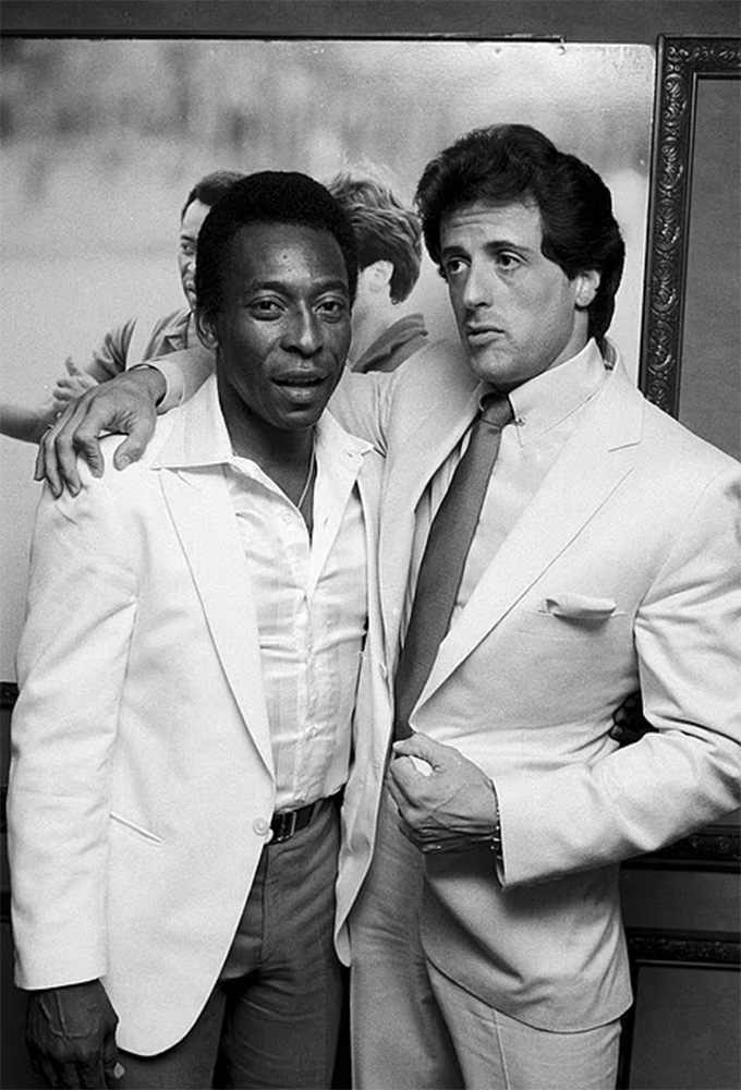 Pele chụp ảnh cùng tài tử Sylvester Stallone năm 1974